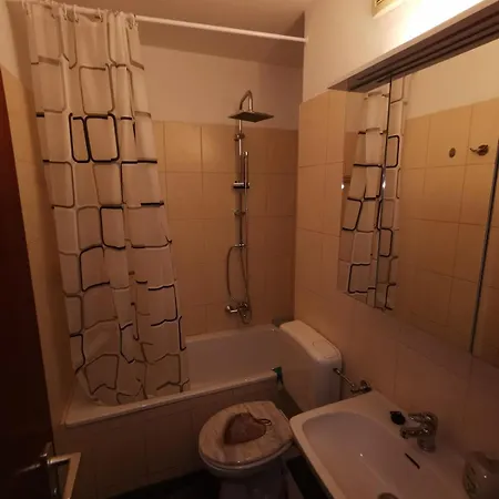 公寓 Close To Subway, S-bahn, 15 Min To Center, Garage, Balcony