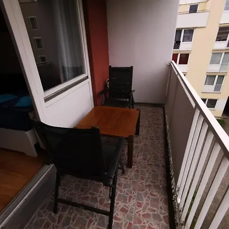 Close To Subway, S-bahn, 15 Min To Center, Garage, Balcony 公寓 *